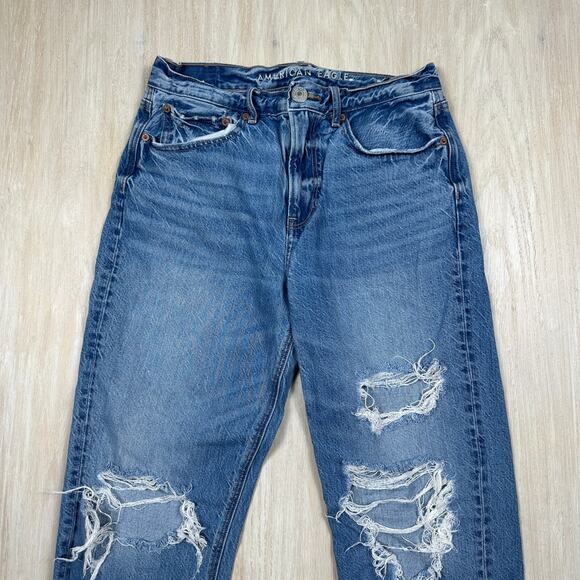 American Eagle 90s Boyfriend Distressed Ripped Casual Everyday Denim Jeans 2 - Picture 2 of 15